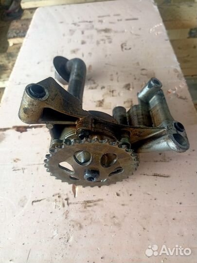 Насос масляный Skoda Volkswagen Audi Seat