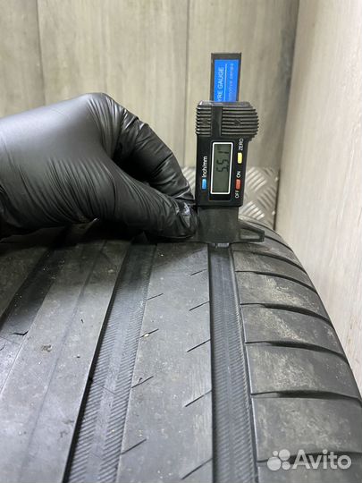 Michelin Pilot Sport 4 SUV 275/45 R21