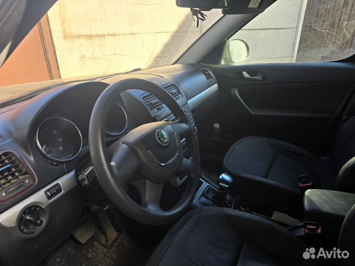 Skoda Yeti 1.2 AMT, 2011, 218 000 км