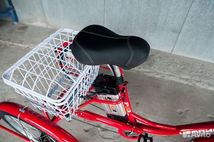 Трехколесный электровелосипед