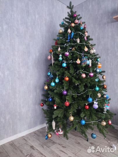 Елка искусственная литая 210