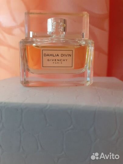 Духи Givenchy Dahlia Divin France