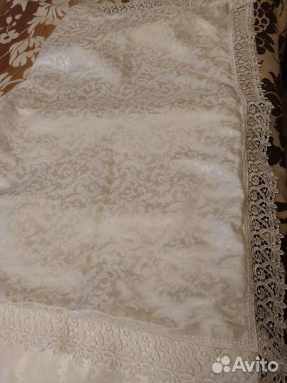 Покрывало на кровать +2 наволочки