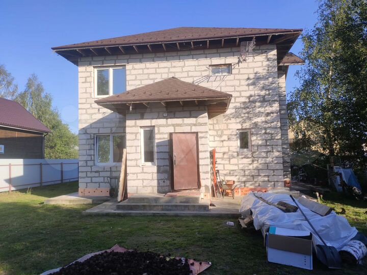 Коттедж 145 м² на участке 10 сот.