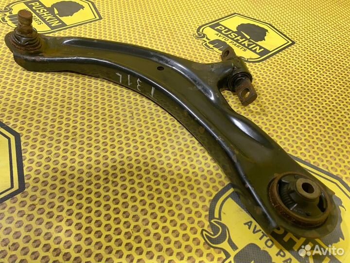 Рычаг передний нижний левый Nissan X-Trail