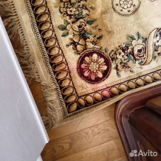 Ковер шелковый