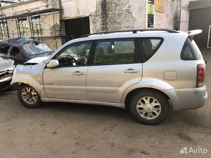 В разборе SsangYong Rexton 2.3 4WD AT 150л.с