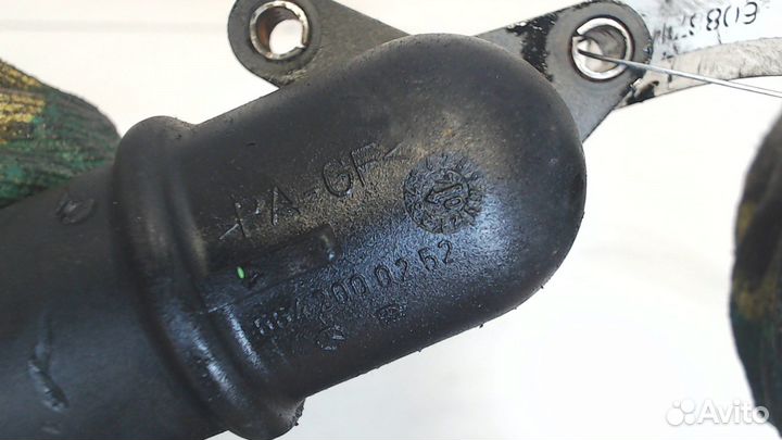 Фланец системы охлаждения Chrysler PT Cruiser, 200