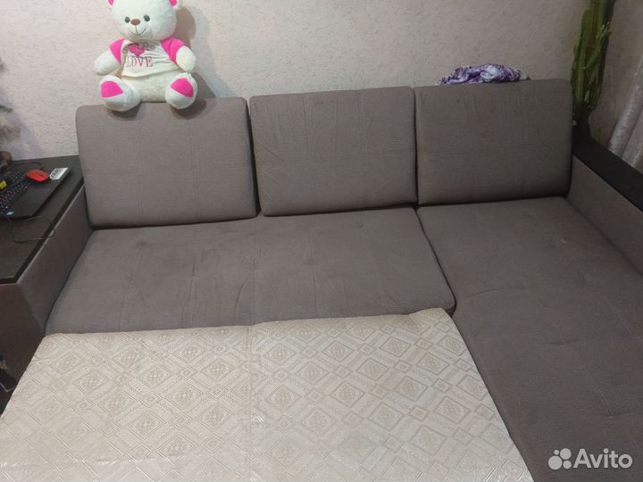 Угловой диван бу