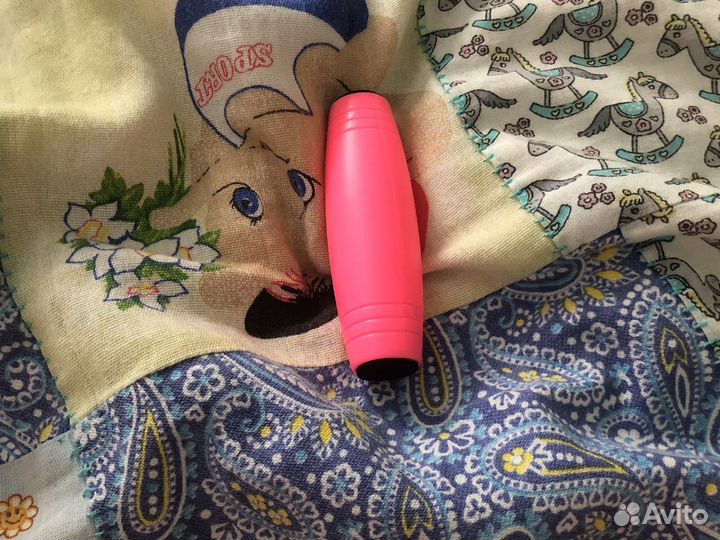 Игрушка ходящия по полу