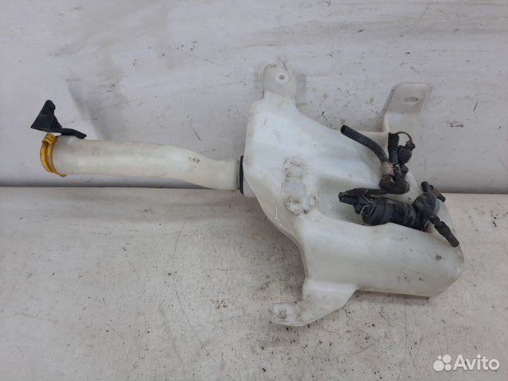 Бачок омывателя Opel Vectra хэтчбэк 5 дв. 1.9