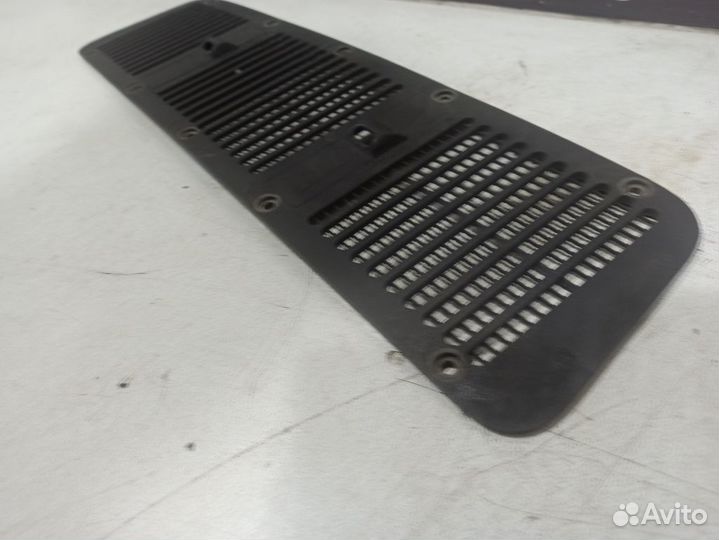 Решетка капота Мерседес