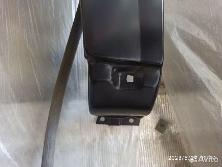 Переднее левое крыло kyron 2