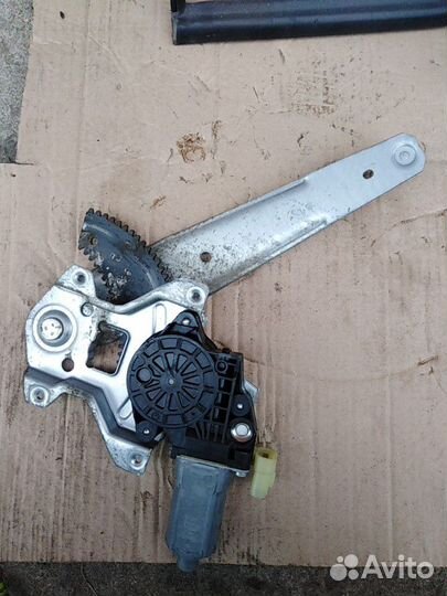 Задний стекло подъёмник хундай гетц рестайл