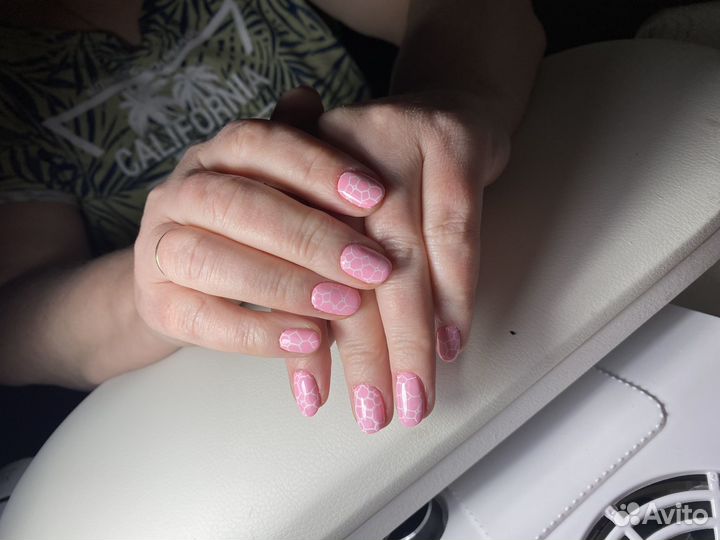 Маникюр на дому