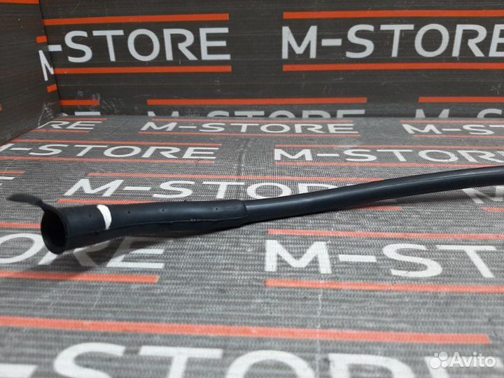 Шланг водостока передний левый Bmw X5 E53 M54B30