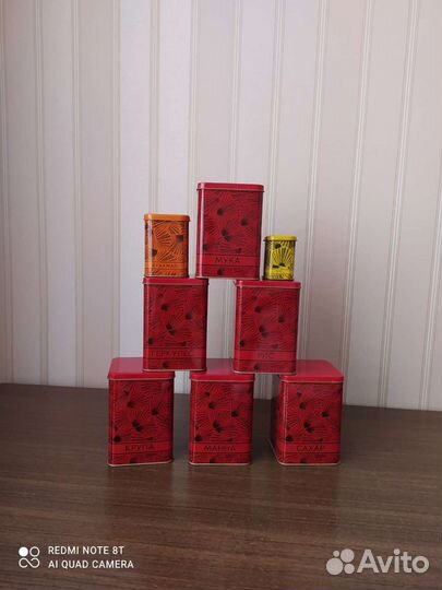 Набор жестяных банок для сыпучих продуктов