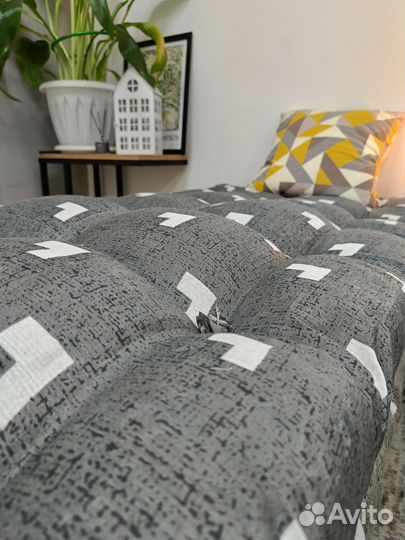 Раскладушка с матрасом на ламелях