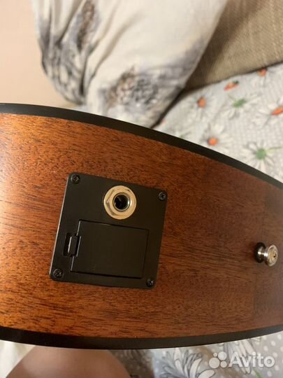 Электроакустическая гитара cort