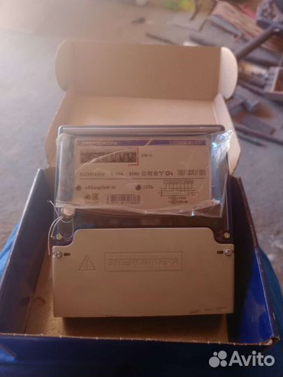 Продам счётчик электроэнергии 3 х фазный