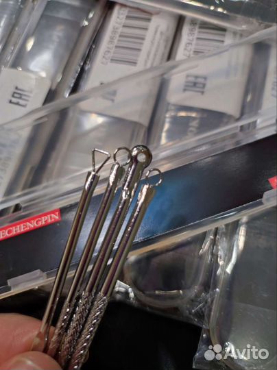 Новый набор инструментов для чистки лица и пор