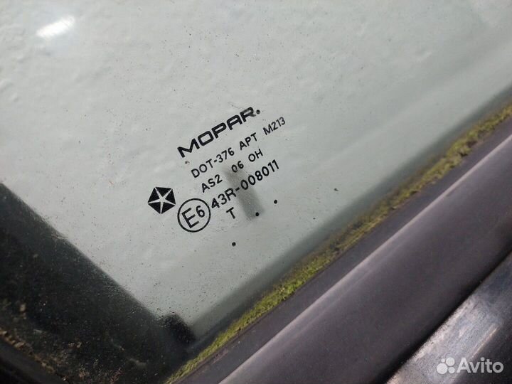 Дверь боковая правая передняя Dodge Caliber