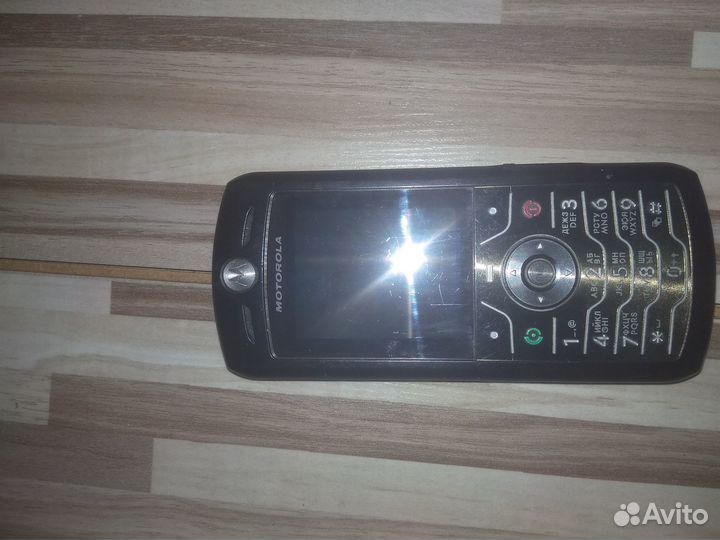 Motorola L6