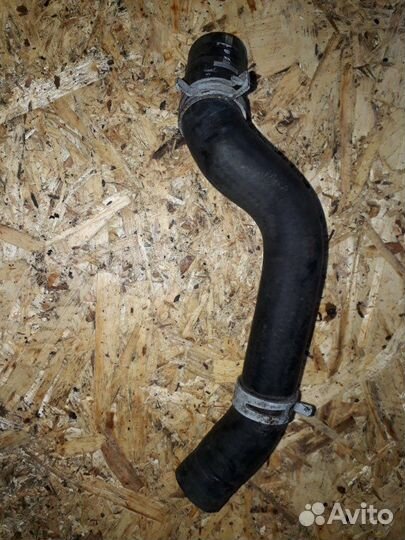 Патрубок системы охлаждения Ford Transit FY 2.4L