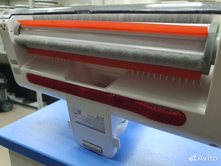 Беспроводной вертикальный пылесос Deerma VC25 plus