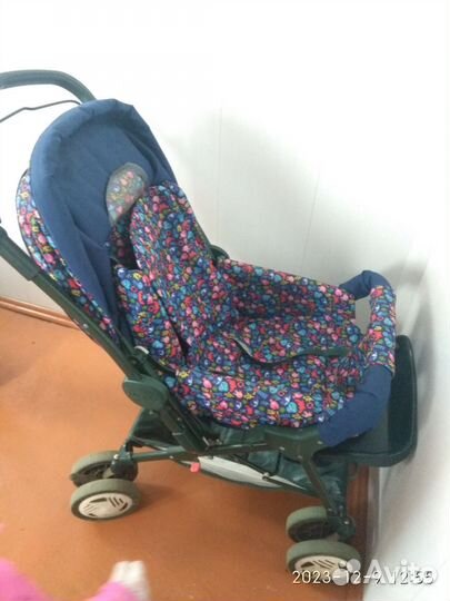 Прогулочная коляска