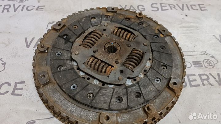Маховик МКПП Peugeot 406