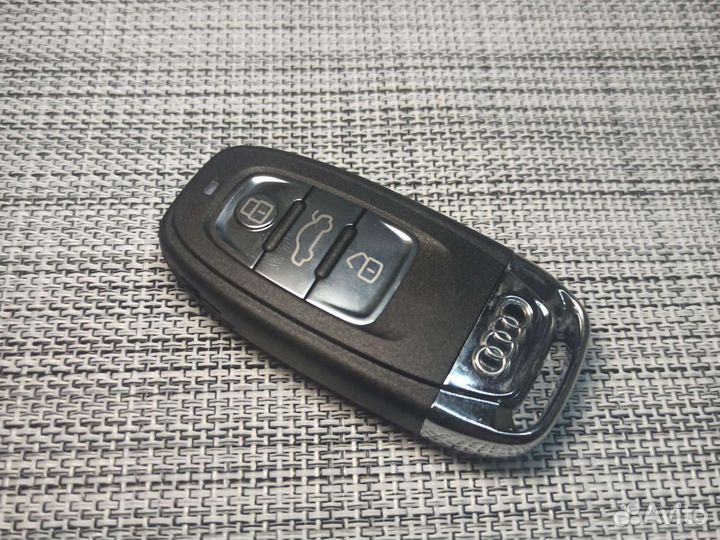 Ключ Audi a4 b8 в сборе с платой