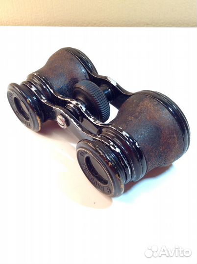 Старинный бинокль 