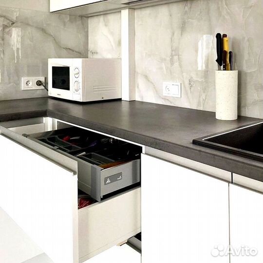 Скандинавский кухонный гарнитур на заказ