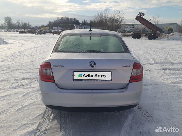 Skoda Rapid 1.6 МТ, 2017, 165 000 км