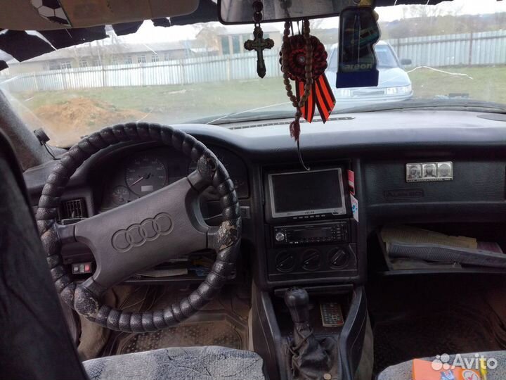 Запчасти на Audi 80