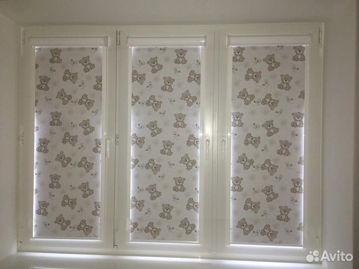 Рулонные шторы жалюзи однотонные