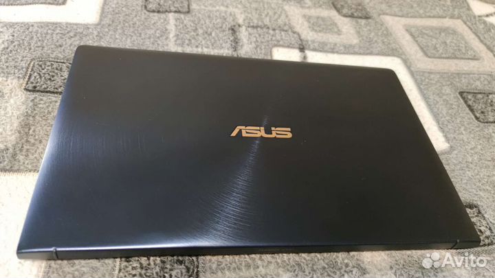 Бизнес ультрабук 13