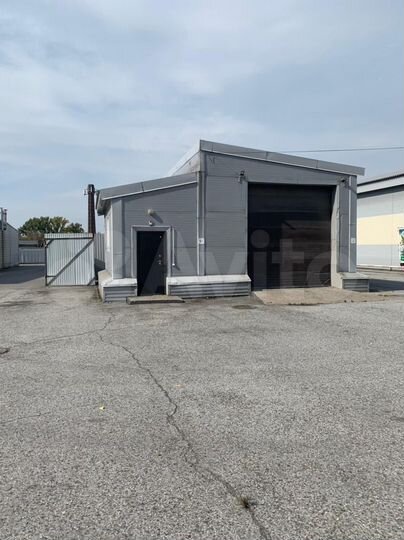 Территория автобазы, 2400 м²