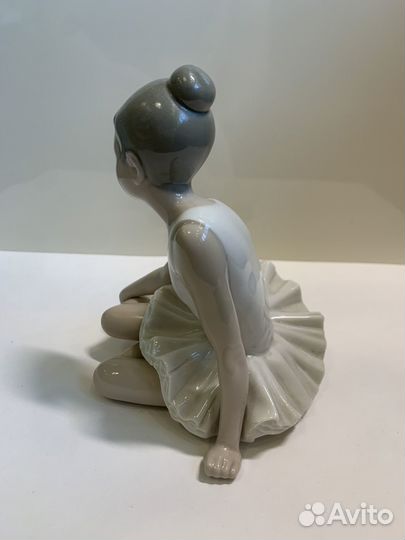 Статуэтка балерина фарфор NAO by Lladro, 1977 г