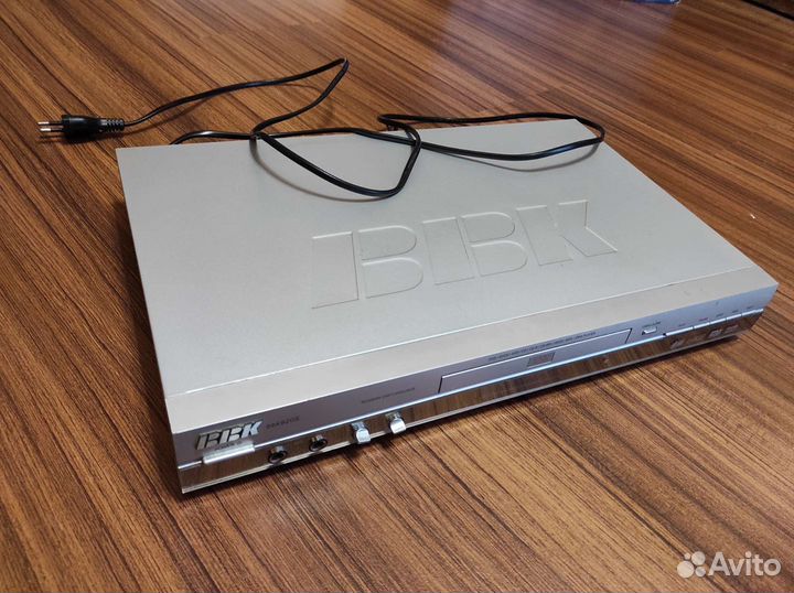 DVD плеер BBK