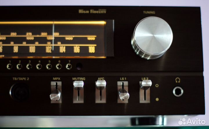 Немецкий ресивер Grundig R-1000(2), Цвет