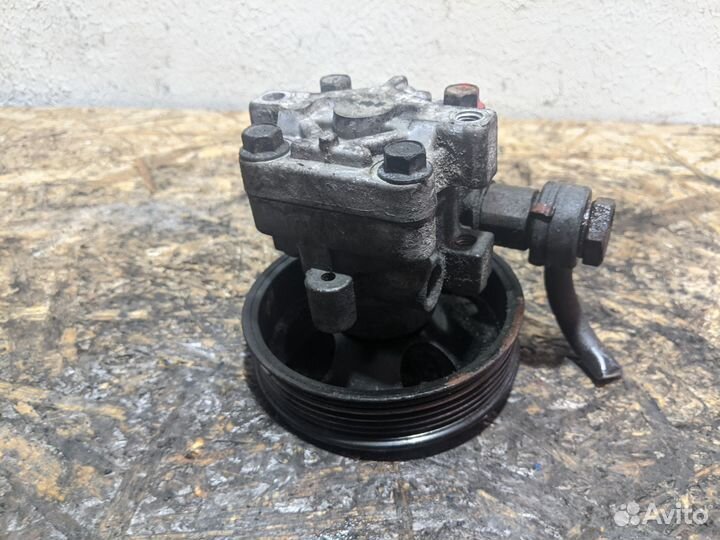 Насос гура Kia Carens хетчбэк D4EA