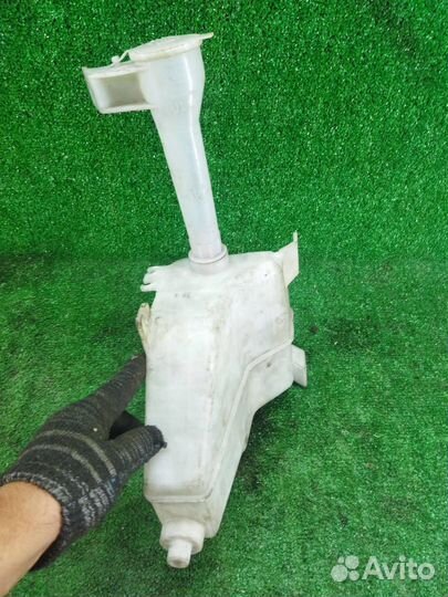 Бачок омывателя Mazda 323 BJ