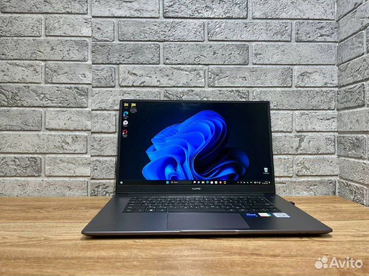 Ноутбук Huawei BoDE-WDH9