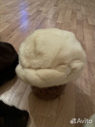 Норковые шапки