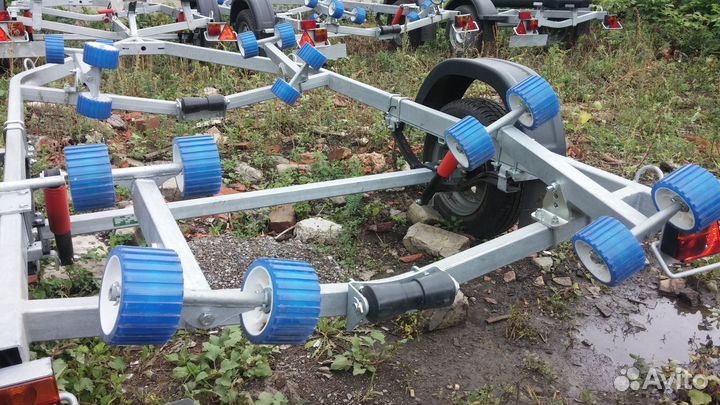 Ролик килевой прицепа мзса в сборе, проф труба 60