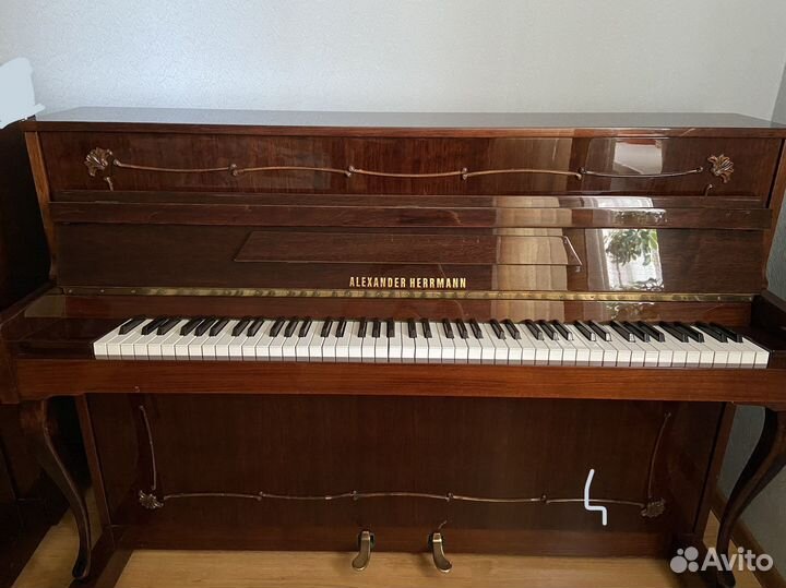 Пианино Alexander Herrmann