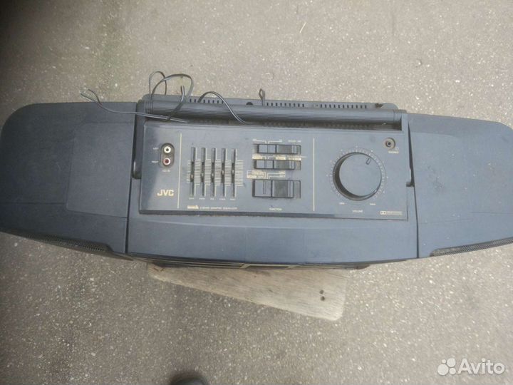 Музыкальный центр