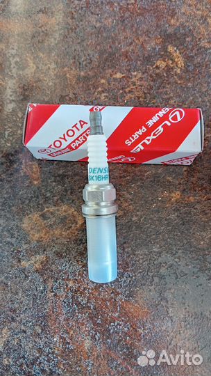 Свечи зажигания иридиевые Toyota, Lexus: SK16HR11